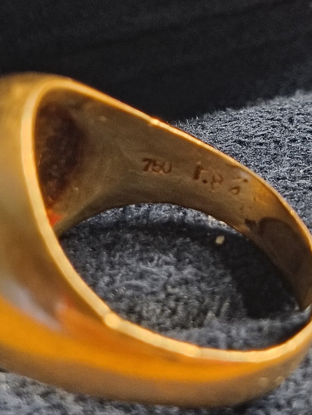 Vintage 18K Gold 750 Tiger Eye Oval Signet Ring Size 8.5 - Picture 7 of 9